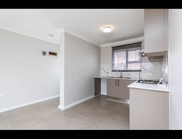 2 BEDROOM APARTMENT TO LET IN SUNNINGDALE